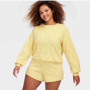 ROLLWR RABBIT X TARGET  daisy embossed terry sweater large